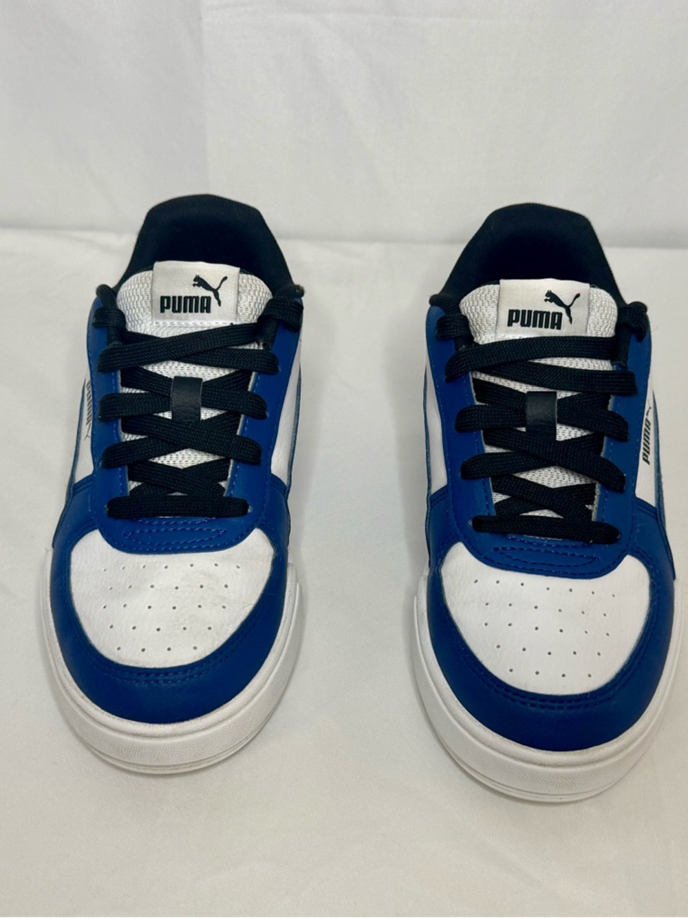 Puma Youth Sneakers Blue White Low Top Lace Up Athletic Shoes Size 3